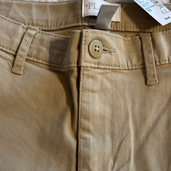 3/$12! The Children’s Place Uniform Pants - Size 16 - NWT - Picture 4 of 6